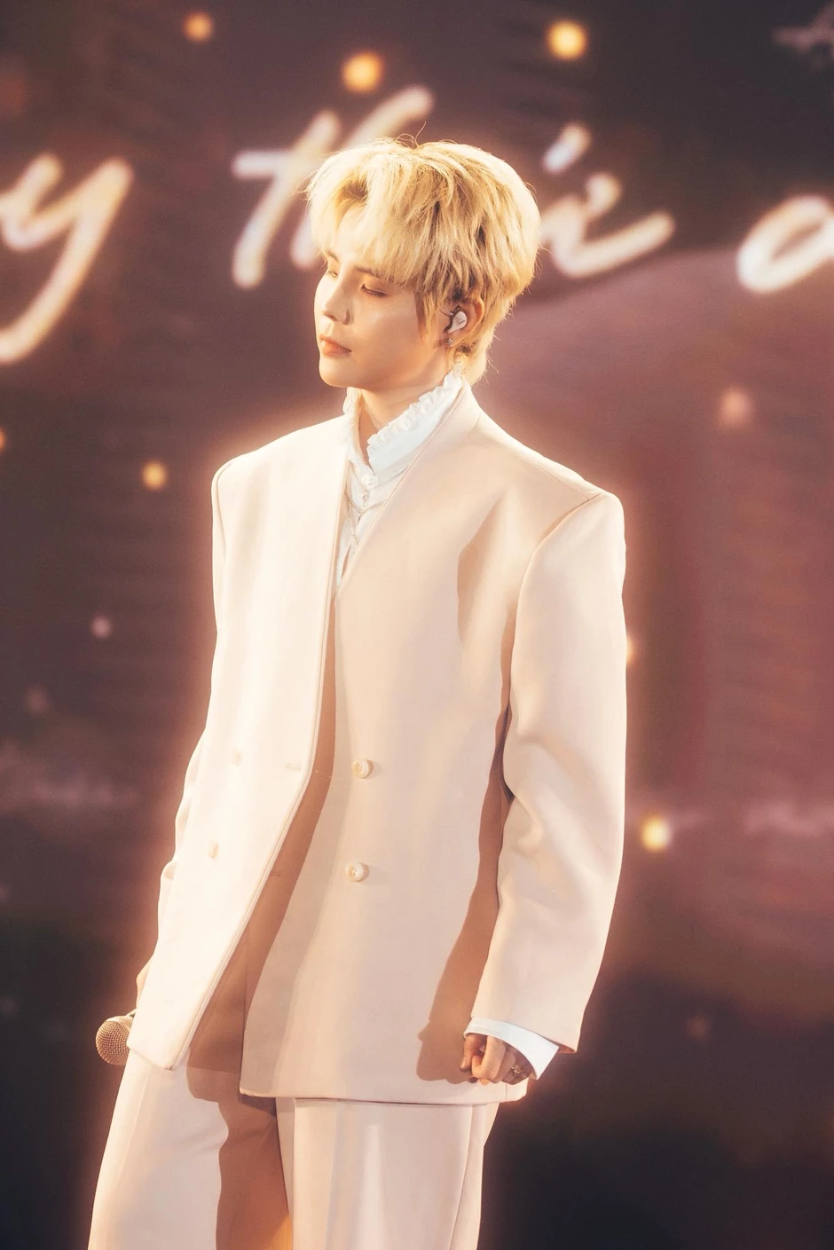 Vũ Cát Tường nhập viện: cập nhật sức khỏe và thông tin mới nhất