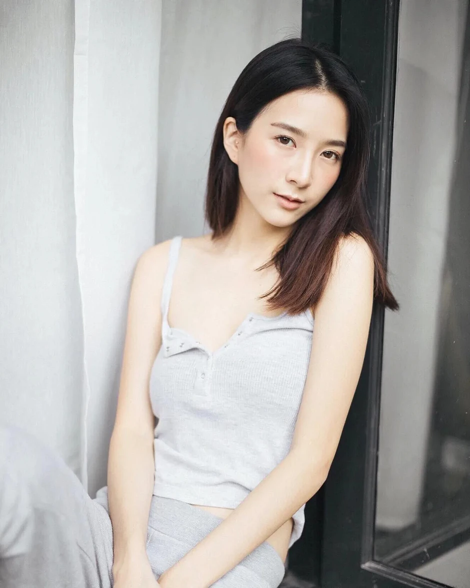 Vụ nữ diễn viên hủy hôn thiếu gia nghìn tỷ ngay sau màn cầu hôn hoành tráng, chị gái lên tiếng chỉ thẳng mặt tiểu tam