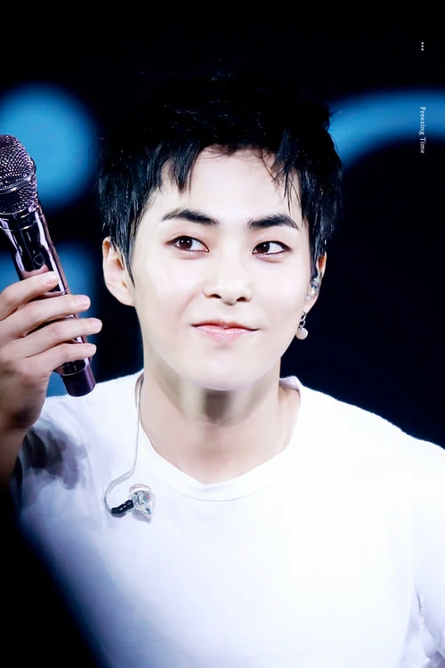 Xiumin (EXO) :Tài sản bị phong tỏa, nợ cả tỷ đồng làm MV không thể thanh toán