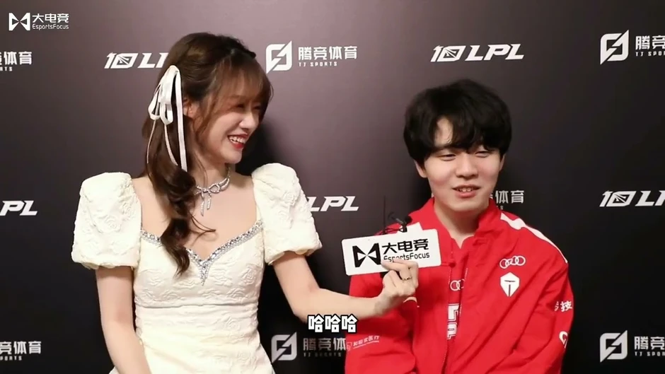 Nghi vấn ngoại tình của cựu vô địch CKTG gây xôn xao dư luận