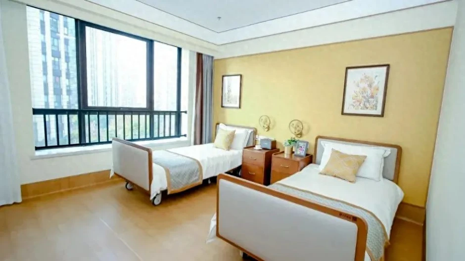 Xuất hiện viện dưỡng lão “bán trú” cho người cao tuổi ở từ thứ 2 đến thứ 6, cuối tuần về nhà: Từ 600.000 đồng/ngày, "xịn như khách sạn"