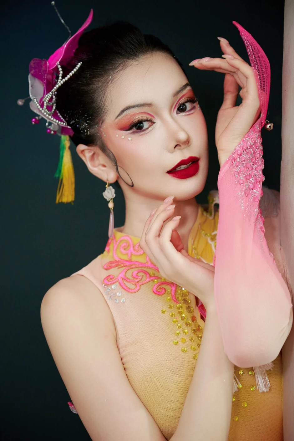 Yên Đan lột xác nhờ phẫu thuật hàm móm