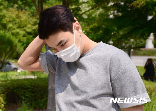 Hết cơ hội cho sao nam đình đám trở lại showbiz- Ảnh 2. Hết cơ hội cho sao nam đình đám trở lại showbiz- Ảnh 2.