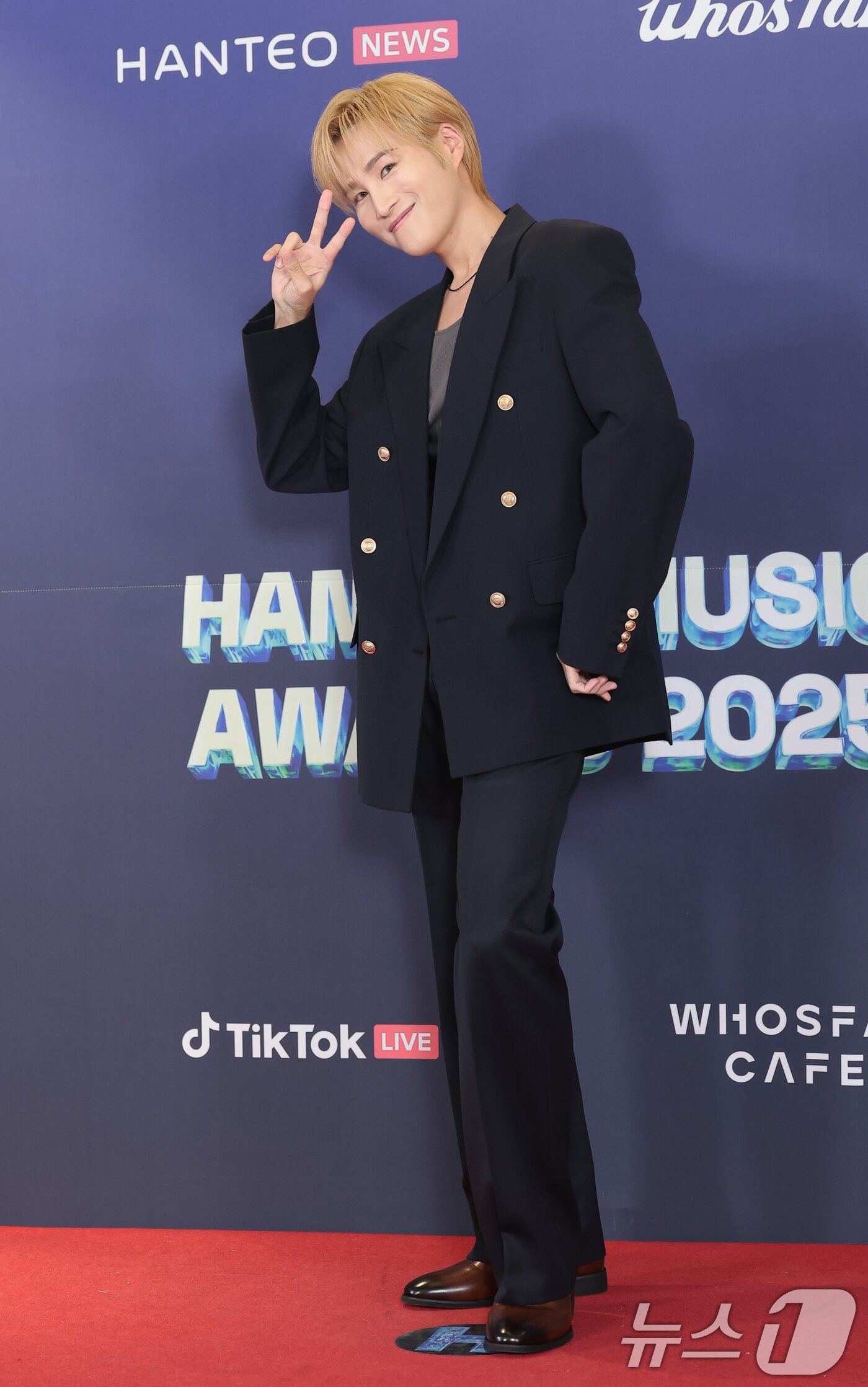 Thảm đỏ Hanteo Music Awards 2026: Tiffany (SNSD) rạng rỡ xinh hút hồn, át hết dàn mỹ nhân đàn em- Ảnh 33.