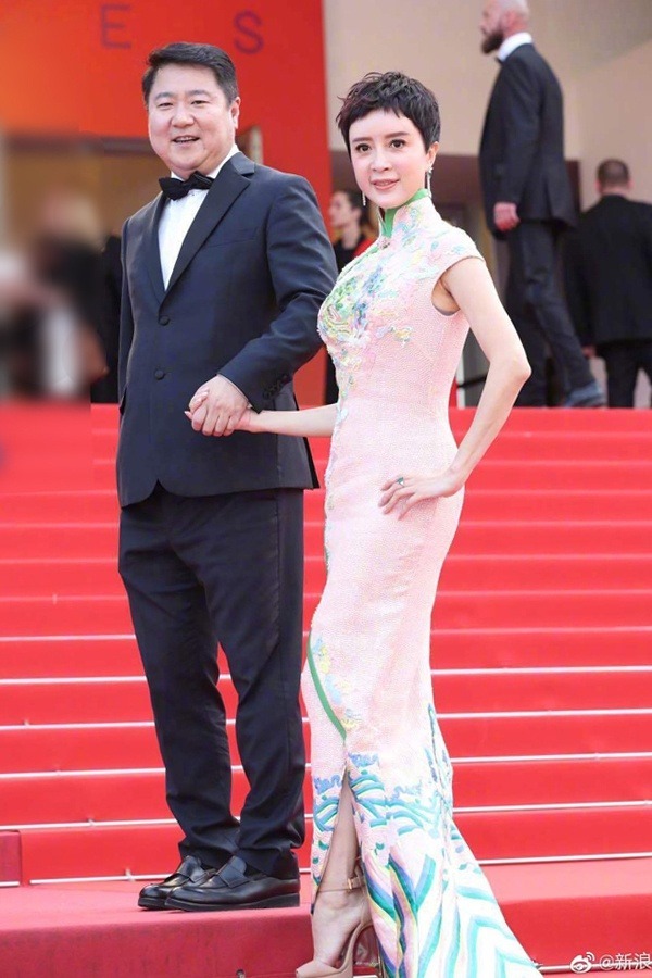 Nữ diễn viên sa sút đến thương sau khi bị đàn em ngọc nữ giật chồng,