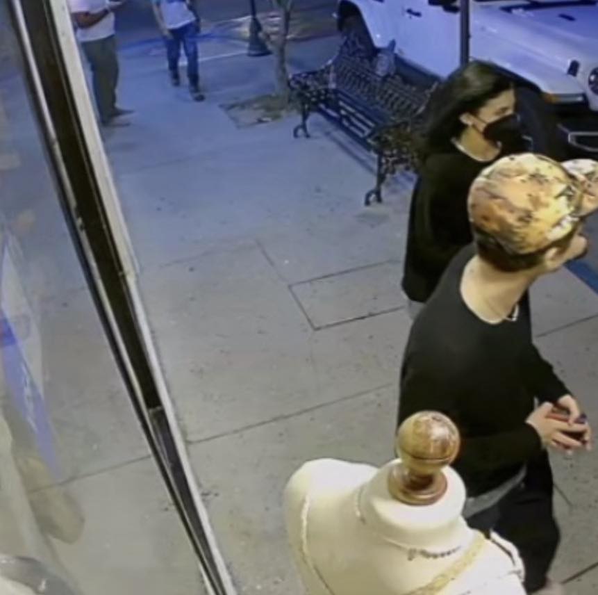 Timothée Chalamet bị tung CCTV đi mua bikini- Ảnh 2.