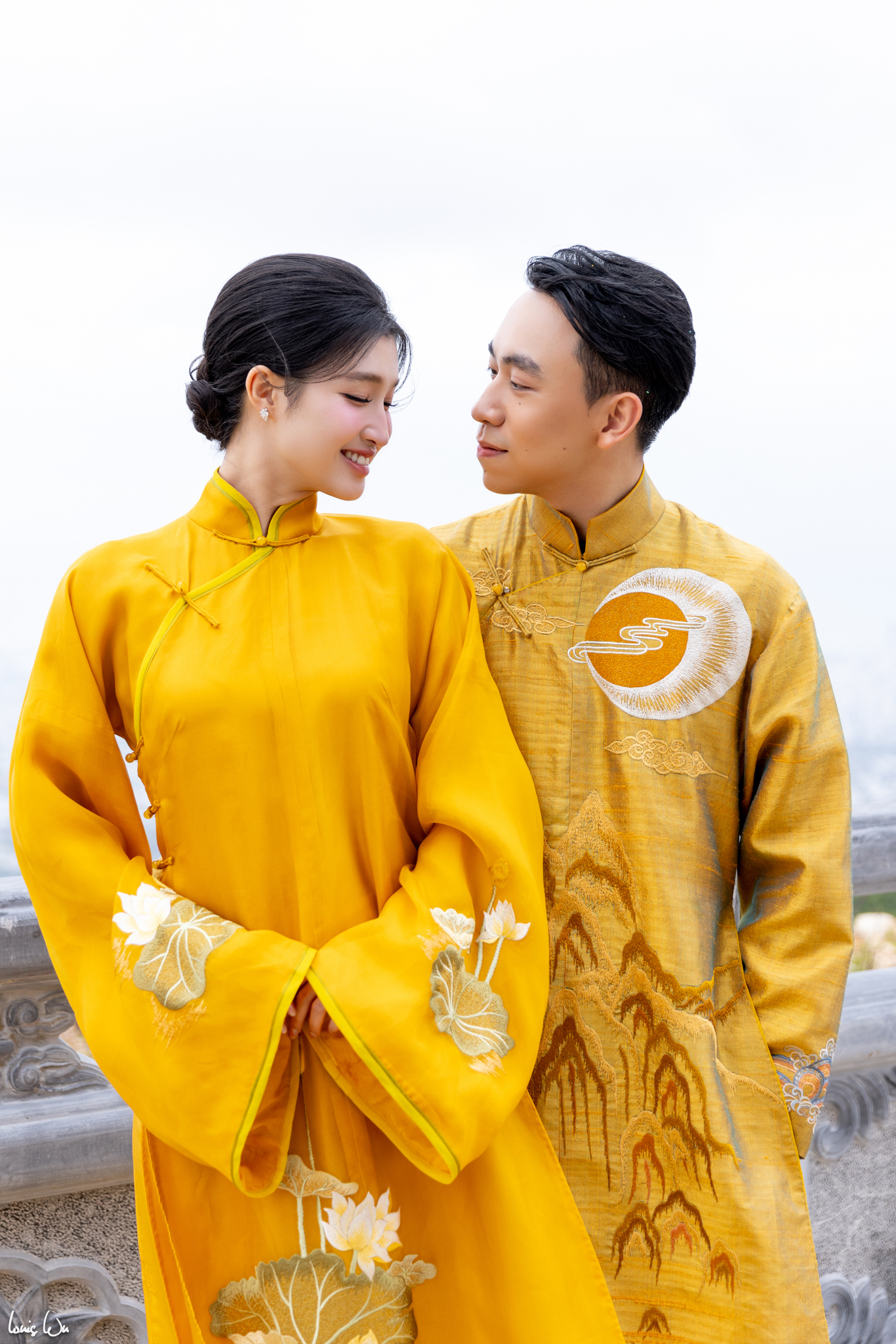 Hé lộ bên trong lễ hằng thuận của Phương Nhi và Minh Hoàng: Rước dâu bằng xe VF9 mui trần, cặp đôi tình tứ không rời- Ảnh 4.