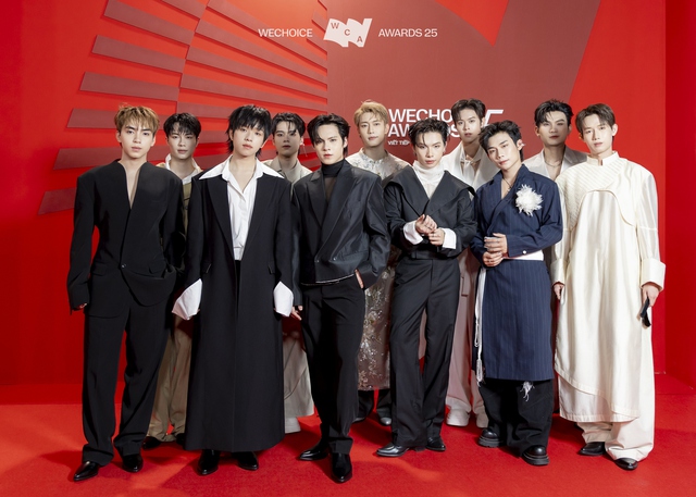 Toàn cảnh siêu thảm đỏ WeChoice Awards: Anh Tú - Diệu Nhi tình tứ, Trường Giang, Hoà Minzy dàn sao cực khủng quy tụ!- Ảnh 32.