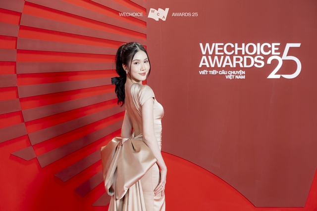 Toàn cảnh siêu thảm đỏ WeChoice Awards: Anh Tú - Diệu Nhi tình tứ, Trường Giang, Hoà Minzy dàn sao cực khủng quy tụ!- Ảnh 23.