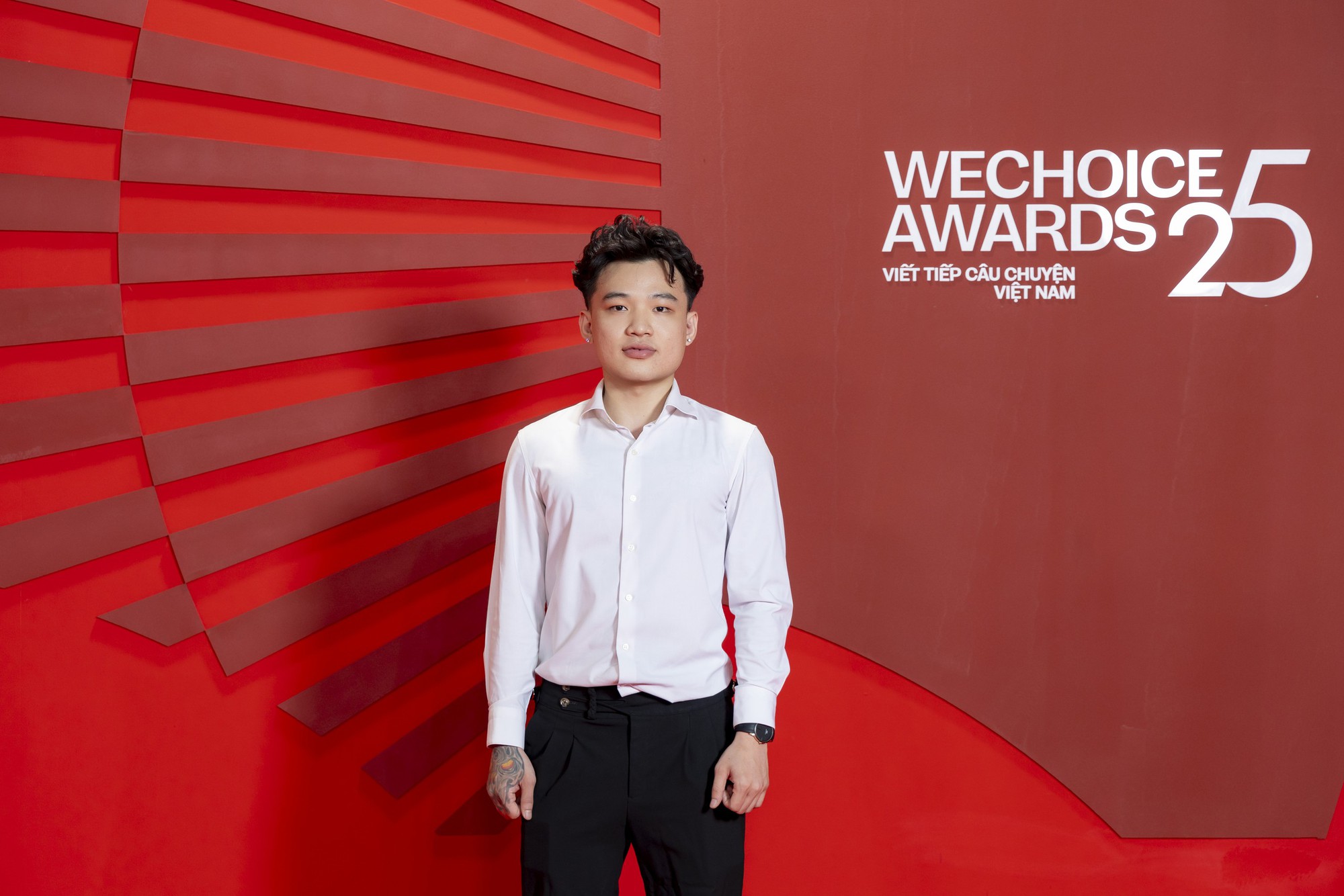 Maris - tuyển thủ Esports khiến khán giả bất ngờ khi xuất hiện tại WeChoice Awards 2025- Ảnh 1.