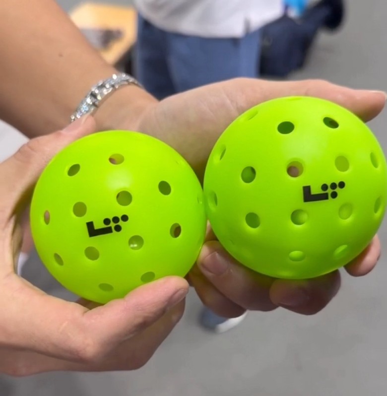 Ông lớn nào đứng sau LT Pro 48, dòng bóng Ông lớn nào đứng sau LT Pro 48, dòng bóng