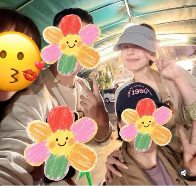 Triệu Lộ Tư đổi nghề đi bán hàng rong?- Ảnh 3.