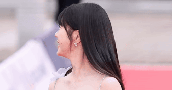 Cả showbiz xì xào chuyện ngọc nữ quốc dân cưới chạy bầu với đại gia, đến con gái cũng chất vấn mẹ ly 17678751393212072763889 18 0 227 400 crop 17678751616631207419478gifpng