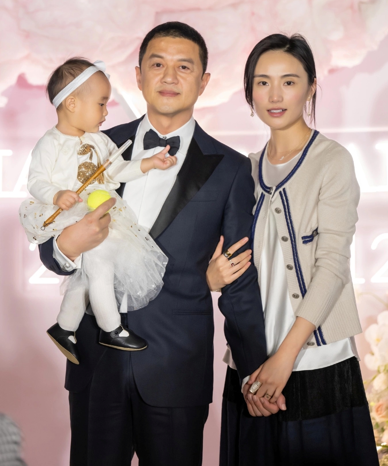 Sự hết thời của 1 sao hạng A: Nợ tiền thuê nhà 5 năm không trả, fan phải quyên góp giải cứu trong ê chề- Ảnh 4.