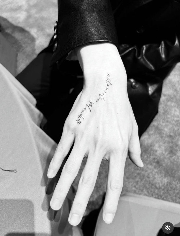 Không thể tin, bộ đôi hot nhất The Art of Sarah hẹn hò lộ liễu đến thế này sao?- Ảnh 2.