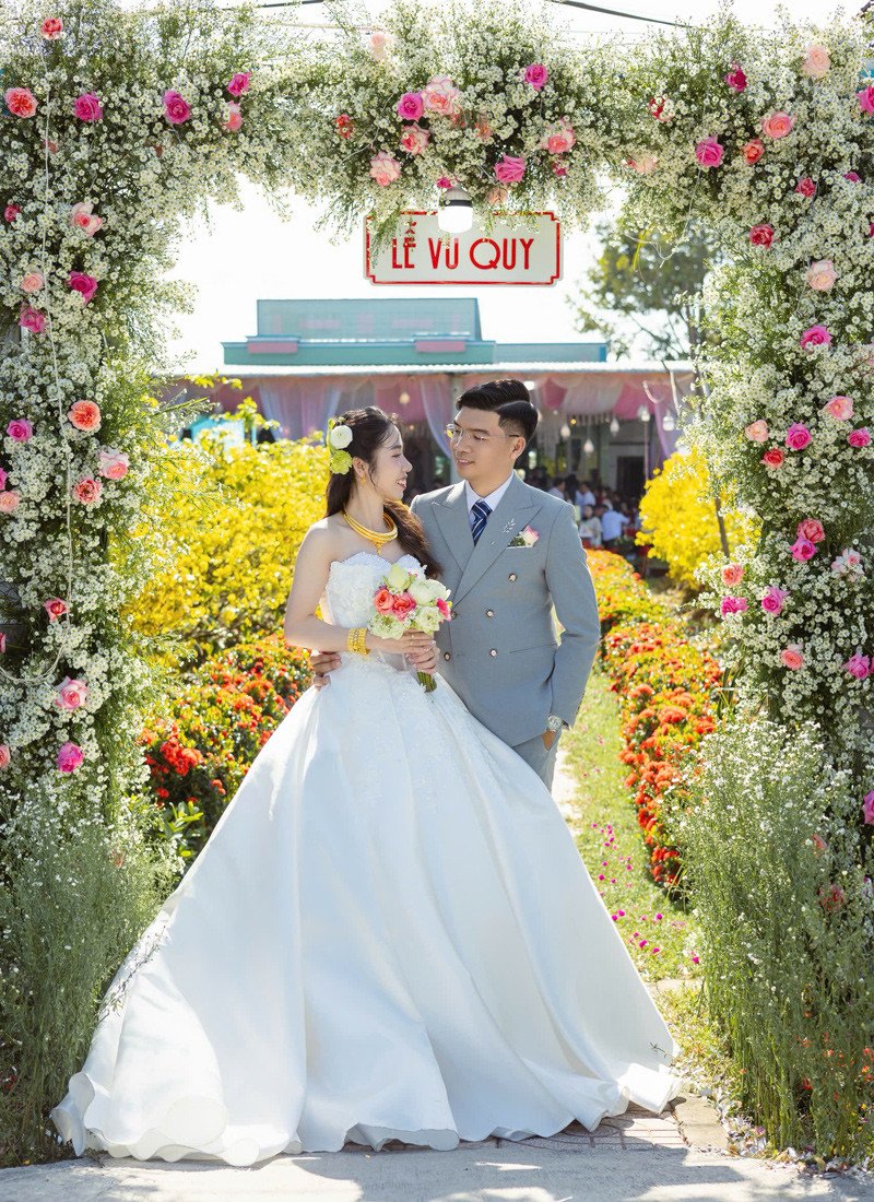 Hiền hạnh phúc khi có đám cưới đẹp và độc đáo