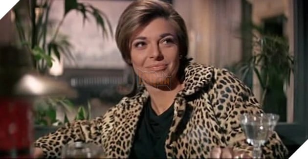 Mrs. Robinson - bài hát trong phim The Graduate.