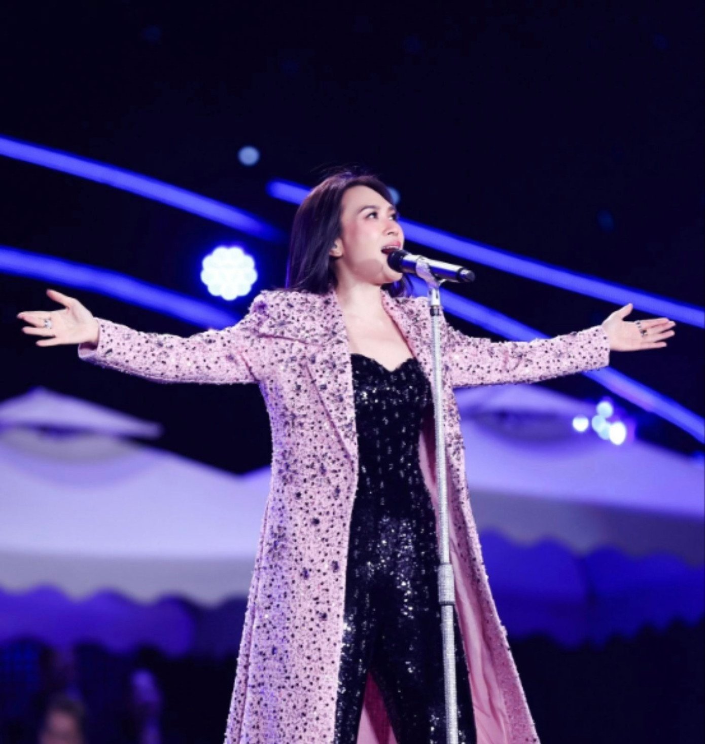 Mỹ Tâm ổn định kinh ngạc.