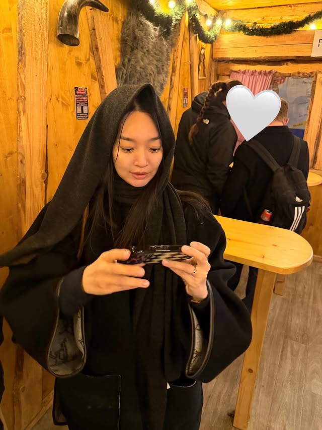 Cách Kim Woo Bin đối xử với cô dâu mới Shin Min Ah- Ảnh 3.