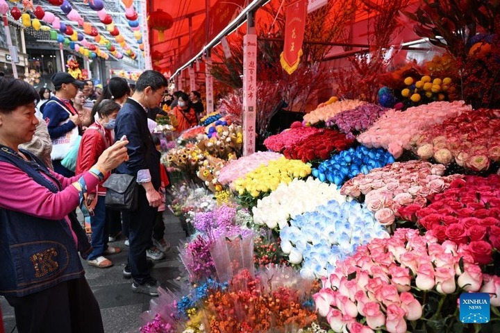 Đường phố khắp năm châu lung linh chào đón năm mới Bính Ngọ- Ảnh 11.