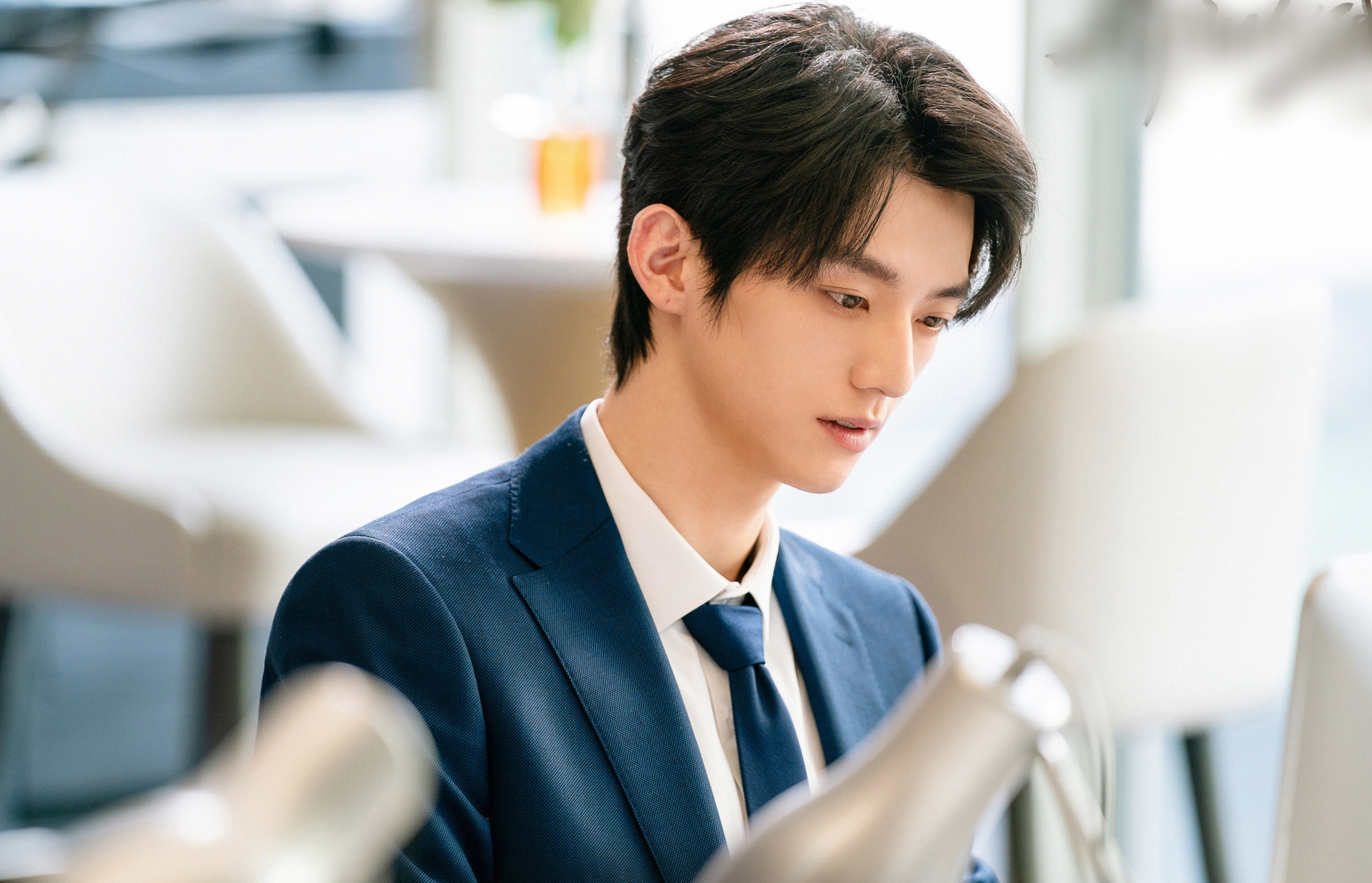 Mỹ nam Hoa ngữ bị ghét nhất hiện tại: Giao diện thiên thần mà tính cách “tâm thần”, đã kém cỏi lại còn hèn nhát- Ảnh 7. Mỹ nam Hoa ngữ bị ghét nhất hiện tại: Giao diện thiên thần mà tính cách “tâm thần”, đã kém cỏi lại còn hèn nhát- Ảnh 7.