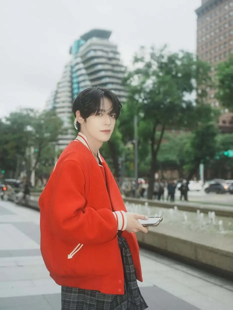 Cảnh tượng dâm ô kinh hoàng tại nhà nam thần gen Z 1m8 đẹp nức tiếng- Ảnh 5.