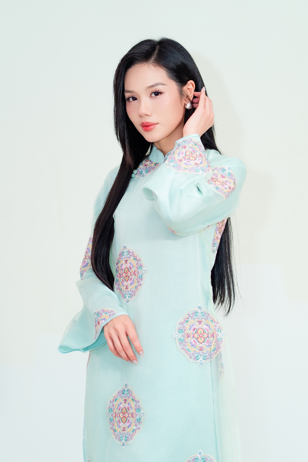 Trâm Anh: Tôi khóc mỗi đêm, nằm mơ cũng thấy bị chửi- Ảnh 12.