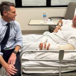 Ai bắn vào cánh tay người hùng khống chế kẻ giết người ở Australia? nguoi hung 2 large 18265835 1765889425669 176588942591152809849