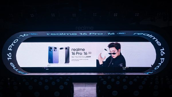Chính Thức Ra Mắt realme 16 Pro Và realme 16 5G: “Kẻ Phá Vỡ Khuôn Mẫu” Với Trải Nghiệm Nhiếp Ảnh Chân Dung Di Động Độc Đáo Cùng Camera Đa Tiêu Cự 200MP Lumacolor Và Thiết Kế Gương Selfie nh s ki n 3 pokvjpg