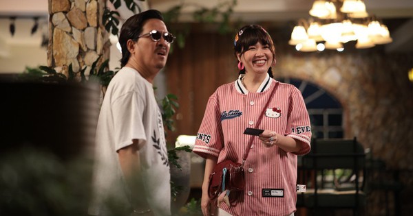 12 năm rồi mới thấy cặp sao Việt đỉnh chóp này tái hợp: Nhà gái cười đẹp điên, nhà trai được cả showbiz kính nể nha ba toi mot phong 2 7770 5883 17695217722071755972242 1769559072671 1769559072872388976817 105 0 629 1000 crop 17695602522971065804174jpeg