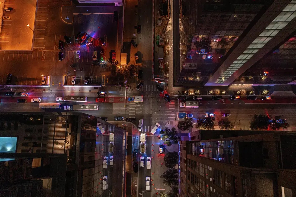 Xả súng kinh hoàng gây nhiều thương vong tại Mỹ- Ảnh 2.