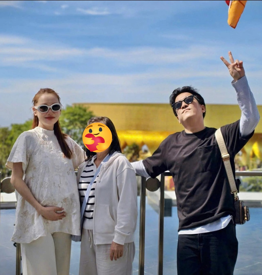 Diễn viên lấy chồng nổi tiếng nhất nhì Việt Nam: Ở nhà vườn 70 tỷ, chồng cho đứng tên hàng loạt biệt thự- Ảnh 3. Diễn viên lấy chồng nổi tiếng nhất nhì Việt Nam: Ở nhà vườn 70 tỷ, chồng cho đứng tên hàng loạt biệt thự- Ảnh 3.