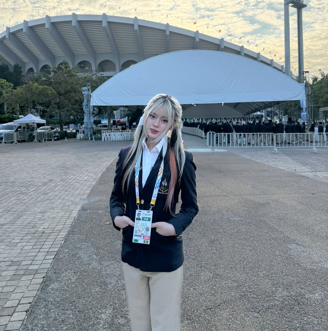 Nhan sắc của hot girl rơi lệ vì gian lận của đồng đội Liên Quân Mobile nữ Thái Lan- Ảnh 4.