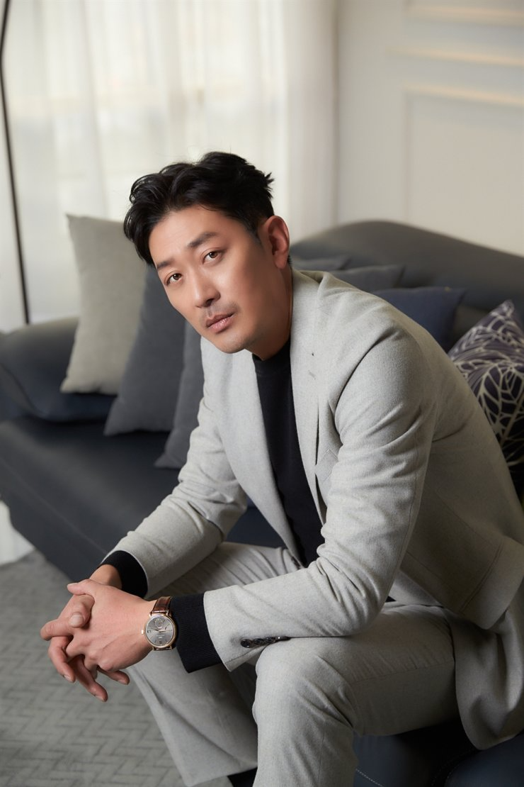 "Ông hoàng phòng vé" bất ngờ báo cưới, danh tính nửa kia gây ngỡ ngàng ong hoang phong ve ha 6115946394 1770214998999 17702149993662088554178