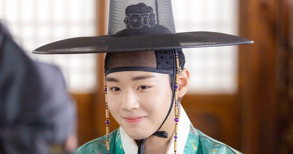 Chân dung nam diễn viên hút 10 triệu người đến phòng vé park ji hoon flower crew joseon 1772608830340 17726088306451782071124 0 0 530 1012 crop 1772608904887343203362jpg