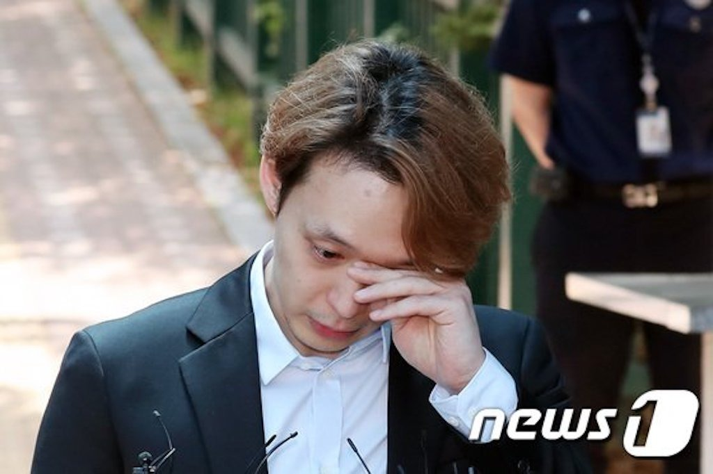 Park Yoochun bị hủy hoại gương mặt đẹp trai vì chất cấm- Ảnh 4.