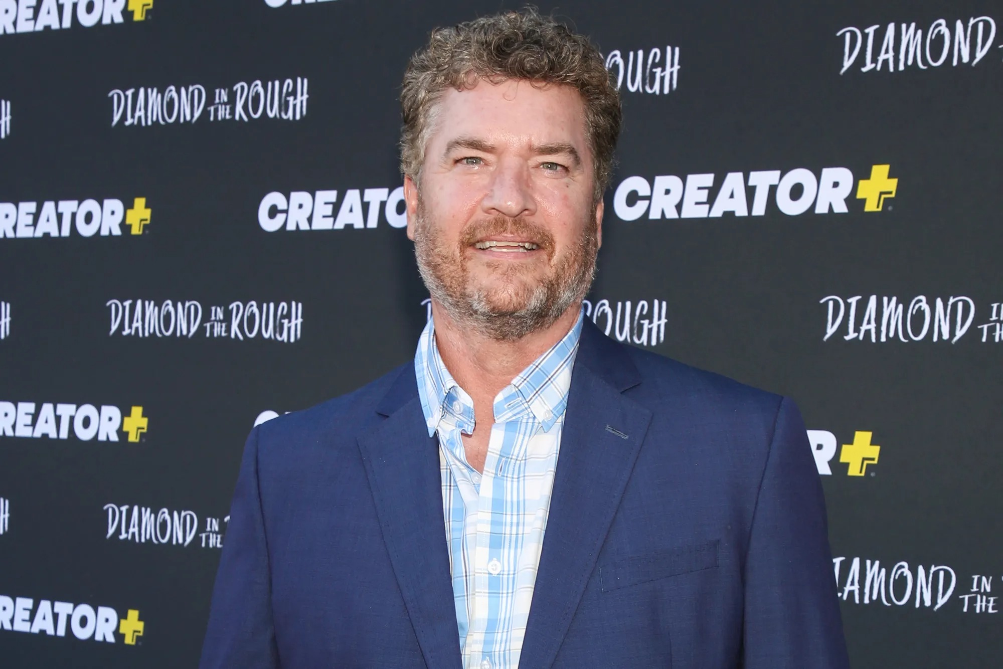 1 nam diễn viên truyền hình qua đời, vợ đau lòng tiễn biệt: