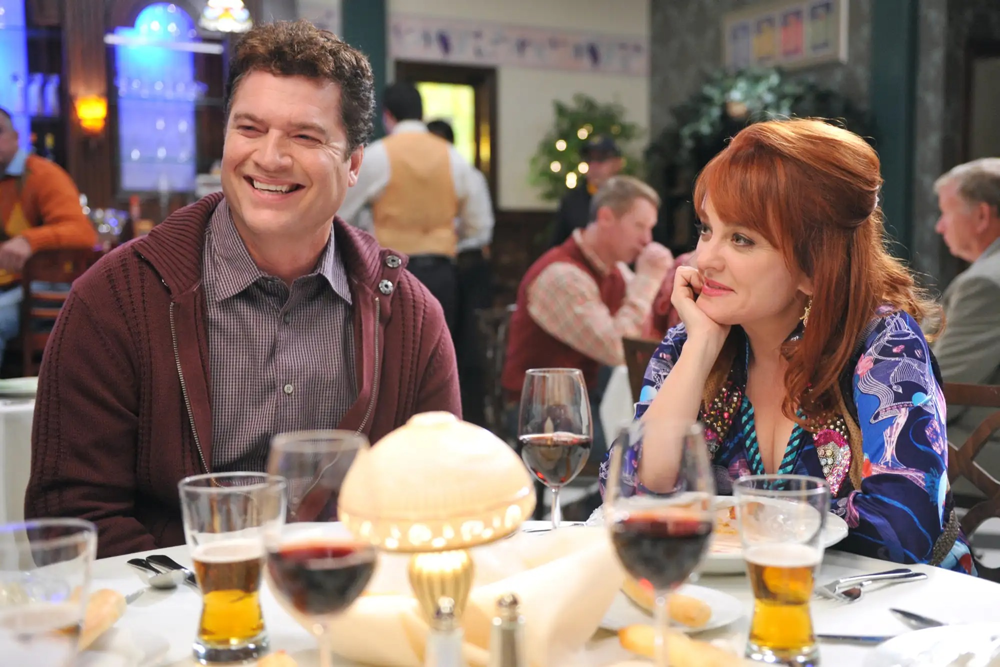 1 nam diễn viên truyền hình qua đời, vợ đau lòng tiễn biệt: