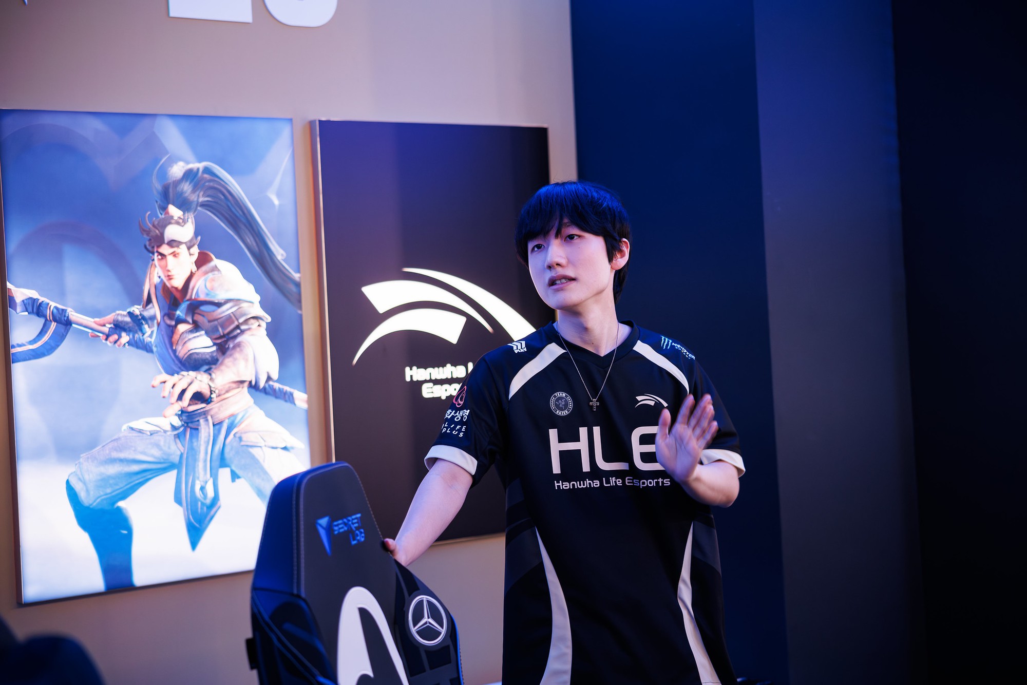 Vừa giải nghệ, Peanut xác lập luôn thành tích