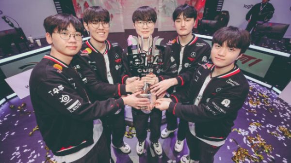 PeyZ chia sẻ rằng vì “đã từng đấu và xem T1 rất nhiều”, T1 là đội tuyển như anh đã tưởng tượng peyz on t1 having played against