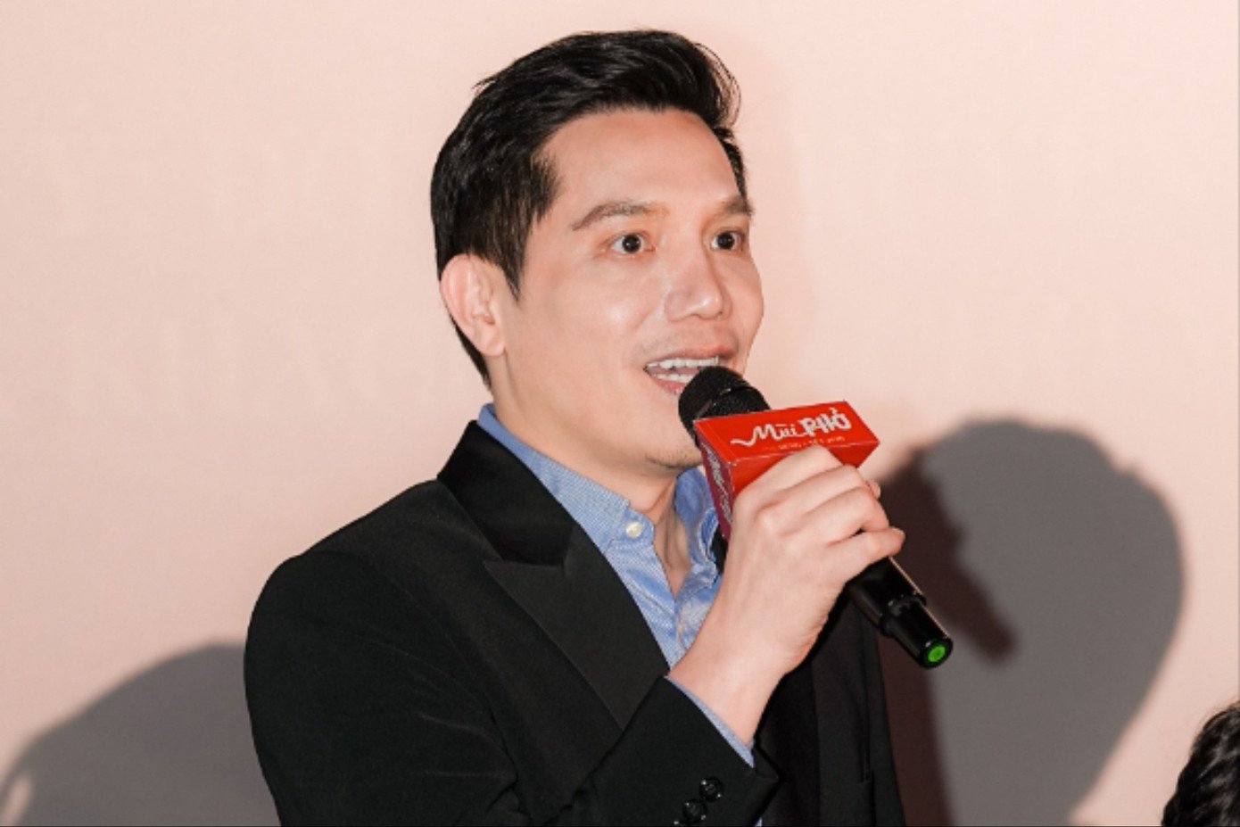 Không ai giữ thế độc tôn trong cuộc đua doanh thu, khán giả sẽ là người quyết định.