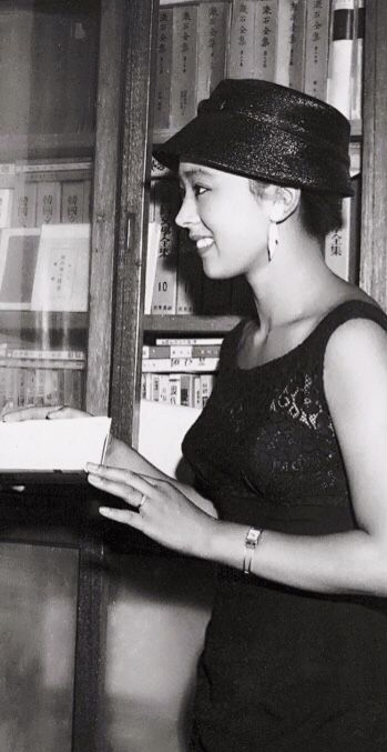 "Elizabeth Taylor của phương Đông" qua đời photo 1 16382505527921299493634 002851 1765420955861 17654209568231471269154