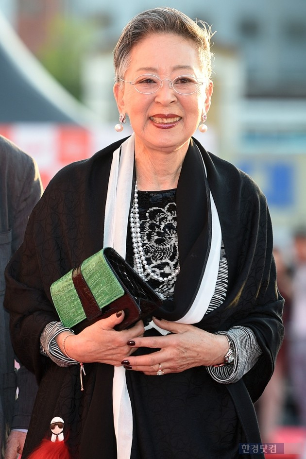 "Elizabeth Taylor của phương Đông" qua đời photo 1 1638251104230125254507 002854 1765420955860 1765420956986319337061