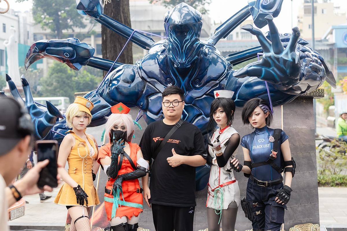 Roadshow Huyền Thoại Không Phai – Mang hình ảnh Crossfire: Legends đến gần hơn với game thủ- Ảnh 1.