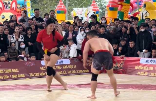 Bóng hồng sới vật Anh Thơ lại trở thành