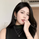 "Chuyển cảnh" quá táo bạo đến mức phải "tự che", hot girl khiến người xem được một phen hốt hoảng photo 1765507659249 1765507659655200722042 108 0 508 640 crop 1765512958820122277505png