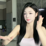 Trần Hà Linh đu trend “tàng hình”, hút hơn 2,5 triệu view với tốc độ thần sầu photo 1766025685819 17660256861061416343207 49 0 369 512 crop 1766041624625139837913png