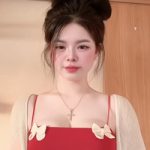 Đứng yên quay video, hot girl vẫn dễ dàng hút 1 triệu view, sở hữu loạt cotent viral khiến người xem ngỡ ngàng photo 1766476459547 1766476460216260295202 119 0 457 540 crop 17664824706591138559133png