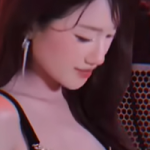 Vừa lấy lại fanpage, MC Linh Nắng đã chiêu đãi anh em game thủ với màn "comeback" không thể sexy hơn photo 1766853165908 17668531661551115130395 166 0 382 345 crop 1766899884859293052438png