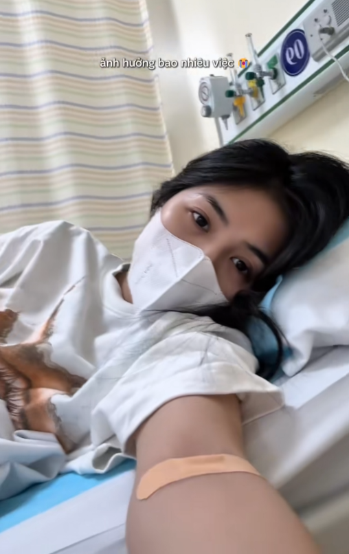 Quỳnh Alee để lộ hình ảnh nhập viện khiến fan không khỏi hoang mang, lo lắng- Ảnh 2. Quỳnh Alee để lộ hình ảnh nhập viện khiến fan không khỏi hoang mang, lo lắng- Ảnh 2.